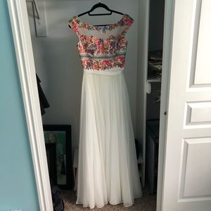 Sherri hill prom dress